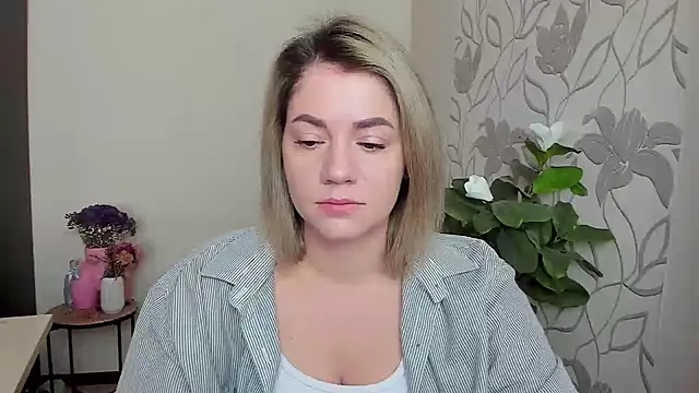 MariaSttone online show from 29, 9, 2025