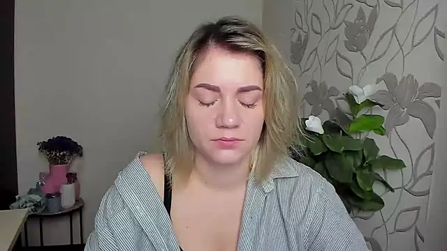 MariaSttone online show from 27, 10, 2025