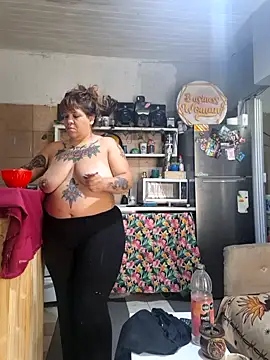 Naturalmenteyoo online show from 6, 3, 2026