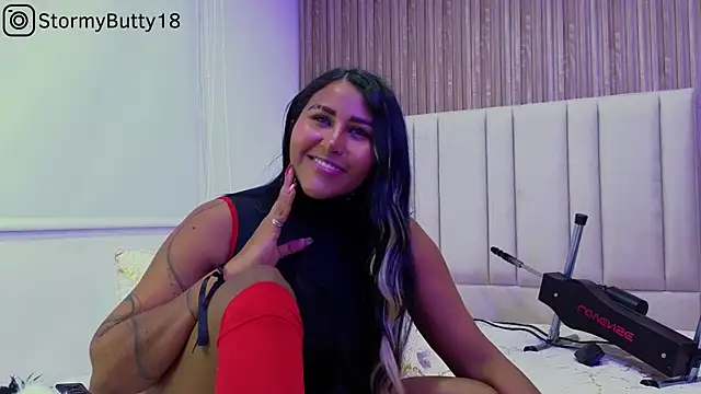 StormyButty18 online show from 23, 2, 2025