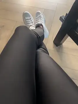 FeetVibe online show from 5, 11, 2025