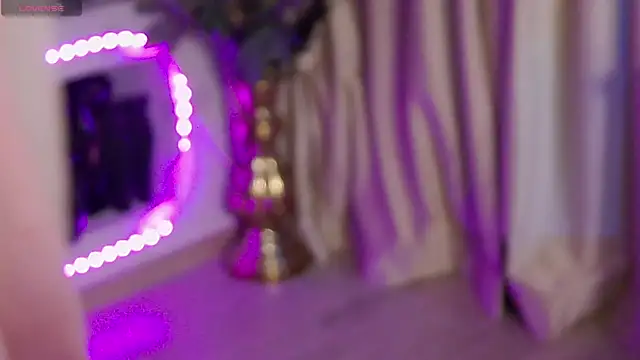 FeetVibe online show from 3, 10, 2025