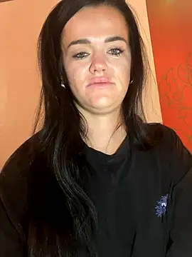 English-Chloe96 online show from 15, 10, 2025