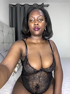 Snapshot of prettiepearl chatting on 4, 11, 2025 prettiepearl online show from 4, 11, 2025