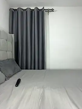 prettiepearl online show from 7, 3, 2026