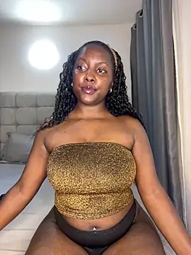 prettiepearl online show from 6, 4, 2026