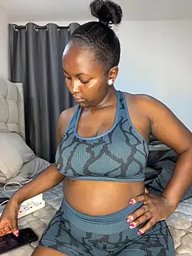 prettiepearl online show from 17, 12, 2025