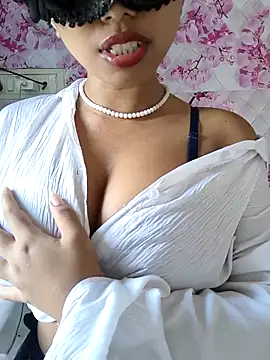 sandy naughty online show from 9, 5, 2026
