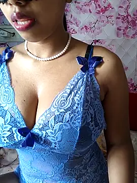 sandy naughty online show from 24, 4, 2026