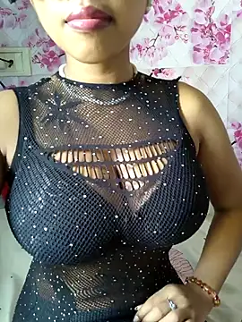 sandy naughty online show from 18, 4, 2026