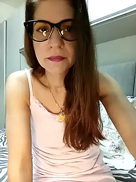 Snapshot of Sofia_loren69 chatting on 18, 11, 2025 Sofia loren69 online show from 18, 11, 2025