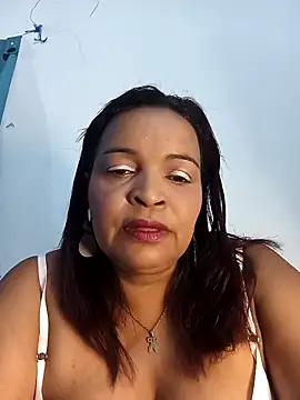 Snapshot of _violetta_- chatting on 7, 5, 2026 violetta - online show from 7, 5, 2026