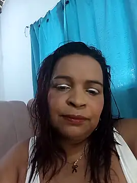 Snapshot of _violetta_- chatting on 6, 5, 2026 violetta - online show from 6, 5, 2026