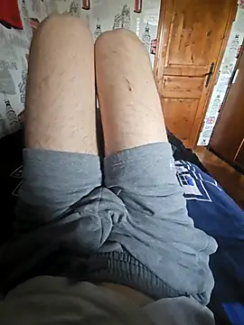 Azerty0911 online show from 2, 12, 2025