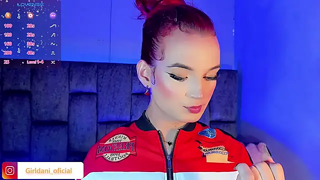 Liittle foxxxy online show from 7, 3, 2025