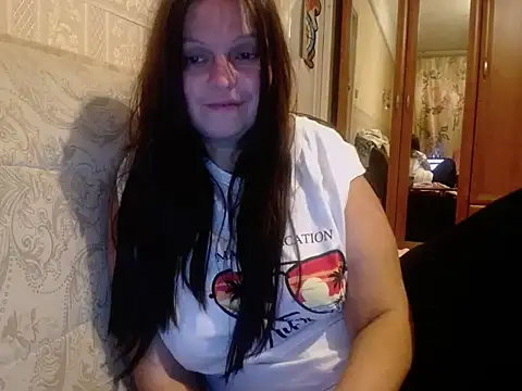Snapshot of CatMelissa chatting on 2, 10, 2025 CatMelissa online show from 2, 10, 2025