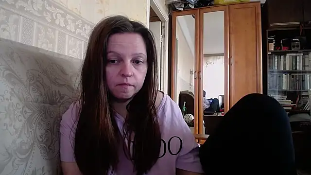 Snapshot of CatMelissa chatting on 4, 12, 2024 CatMelissa online show from 4, 12, 2024