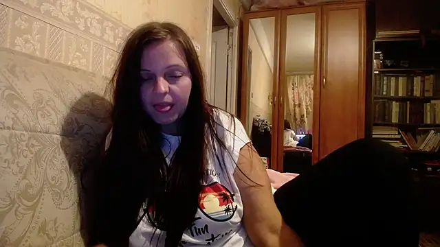 Snapshot of CatMelissa chatting on 1, 10, 2025 CatMelissa online show from 1, 10, 2025