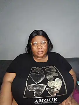 DAIRYBELLELIZxx online show from 26, 7, 2026