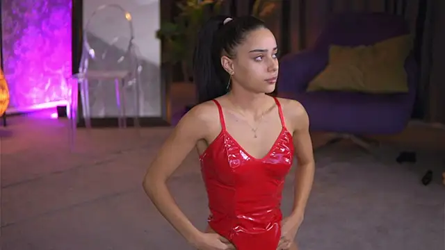 Snapshot of CherrySelena chatting on 21, 2, 2025 CherrySelena online show from 21, 2, 2025