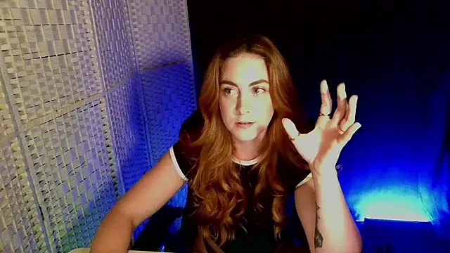 KayleyxEmily online show from 28, 3, 2026