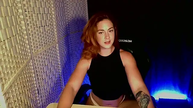 Snapshot of KayleyxEmily chatting on 30, 4, 2026 KayleyxEmily online show from 30, 4, 2026