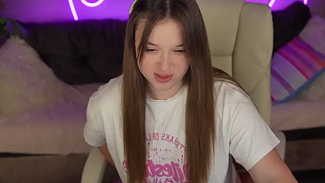 DonnaLustt online show from 21, 11, 2025