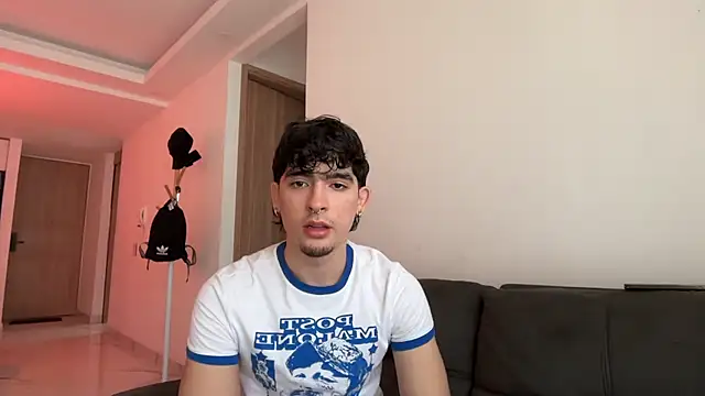 Snapshot of zenn_rush1 chatting on 16, 3, 2026 zenn rush1 online show from 16, 3, 2026