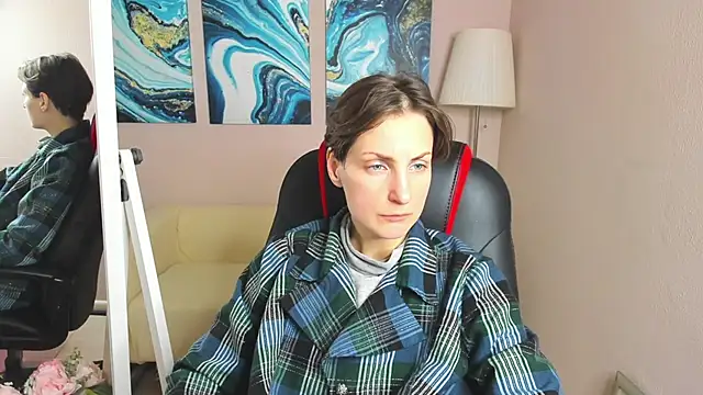 AuroraScript online show from 8, 2, 2025