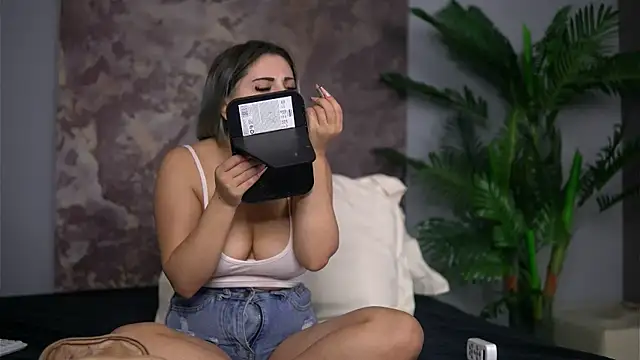 AudreySosa online show from 18, 11, 2025