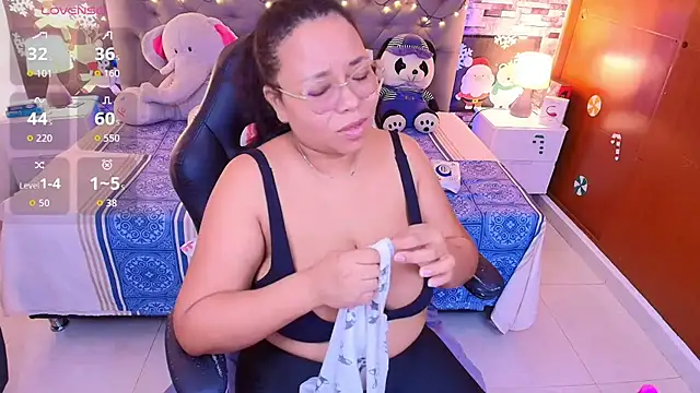 italy   boobs online show from 22, 12, 2025