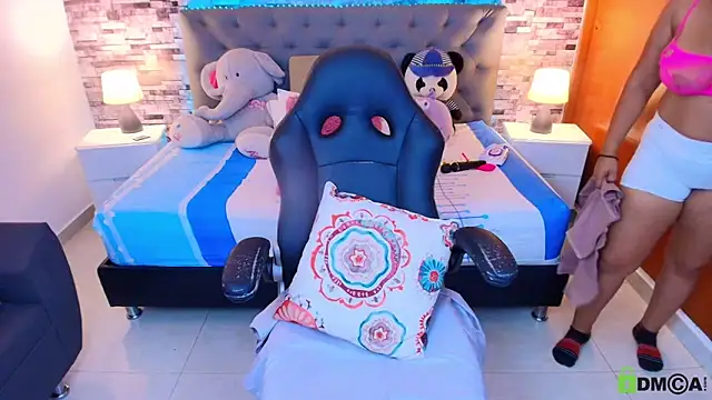 italy   boobs online show from 13, 3, 2026