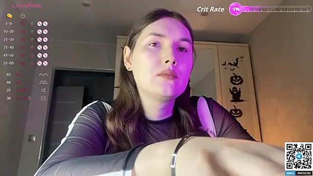 Maria Bowie online show from 5, 11, 2025