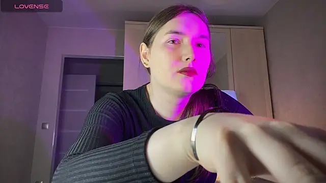 Maria Bowie online show from 23, 5, 2026