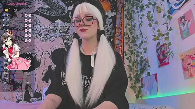 kissthasky online show from 12, 10, 2025