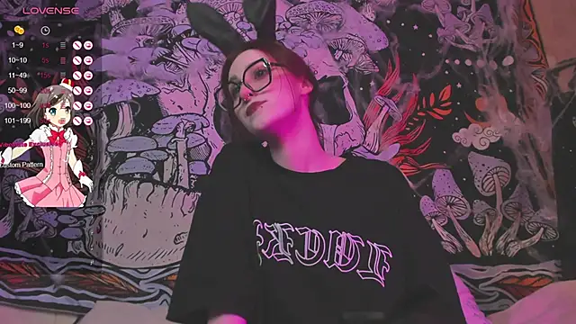 kissthasky online show from 8, 11, 2025