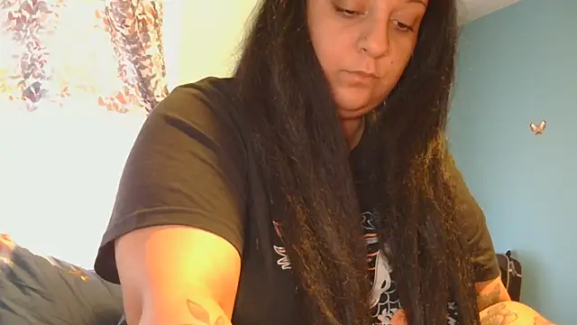 Lilithsincity online show from 9, 9, 2025