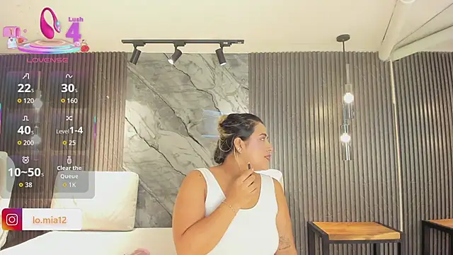Snapshot of julietha_taylor chatting on 19, 6, 2026 julietha taylor online show from 19, 6, 2026