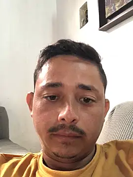 isacalejandroo online show from 9, 1, 2026