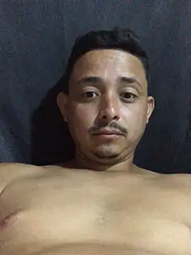 isacalejandroo online show from 12, 2, 2026