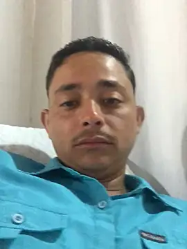 isacalejandroo online show from 20, 2, 2025