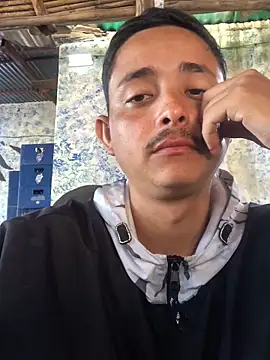 isacalejandroo online show from 2, 3, 2025