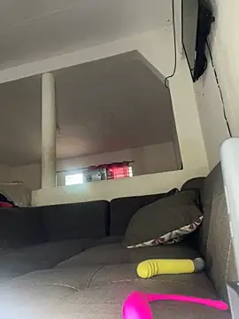 johaminie online show from 2, 12, 2025