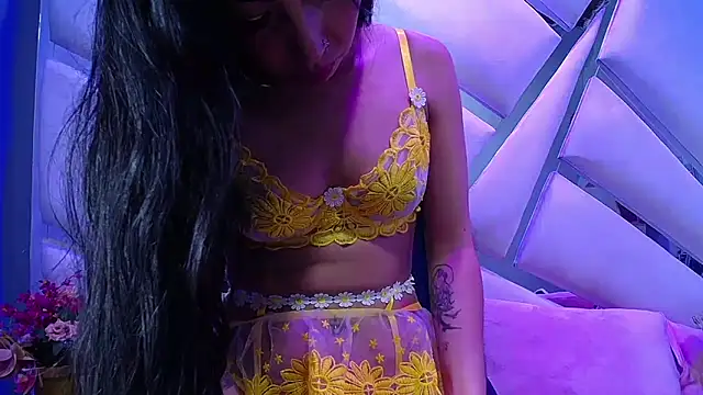 nathalia pink online show from 7, 2, 2026