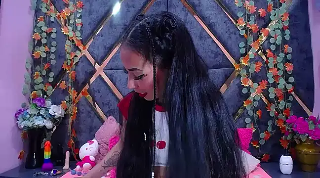 nathalia pink online show from 22, 1, 2025