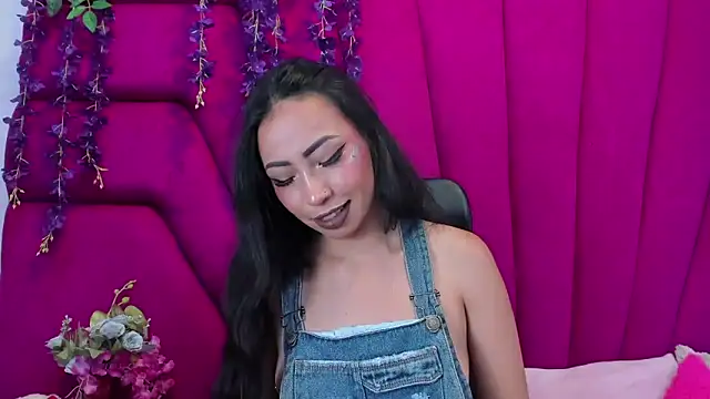 nathalia pink online show from 3, 6, 2026