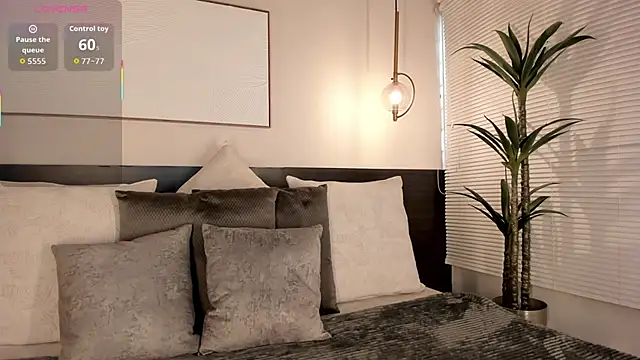 SophieBlake online show from 14, 11, 2025