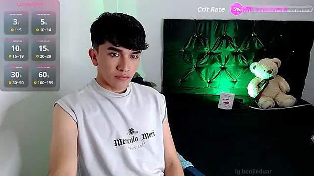 benji hoter online show from 17, 12, 2025