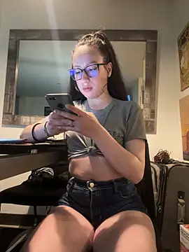 milena 23x online show from 4, 2, 2026