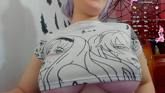 Snapshot of Maavca_ chatting on 28, 10, 2025 Maavca online show from 28, 10, 2025